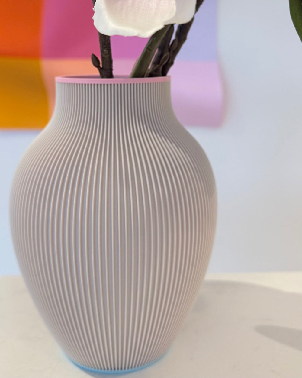 accent flow vase