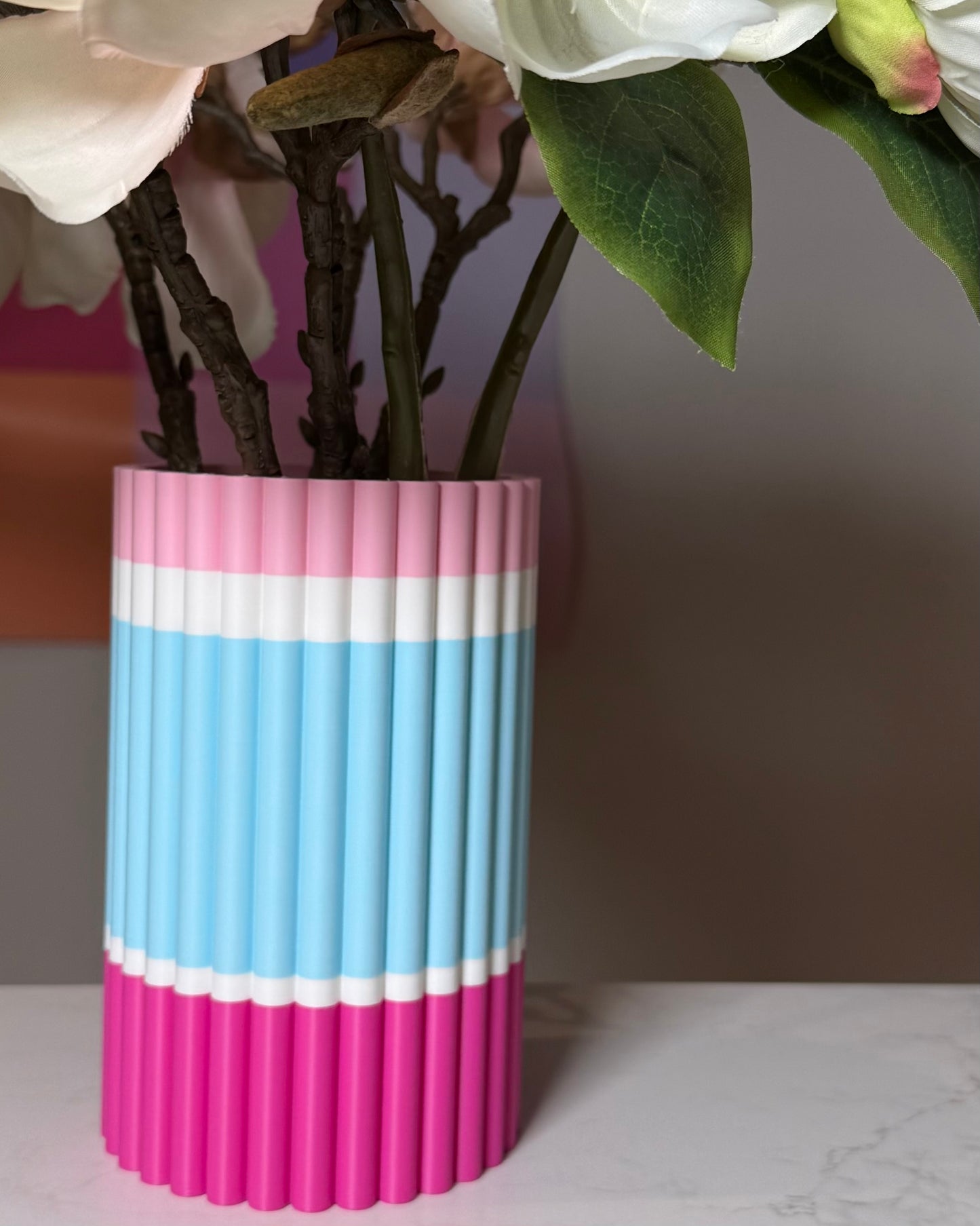 palette pillar vase